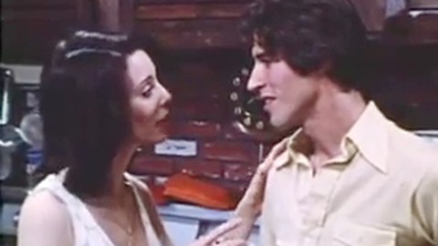 Pazzia del porno horror retrò degli anni '70